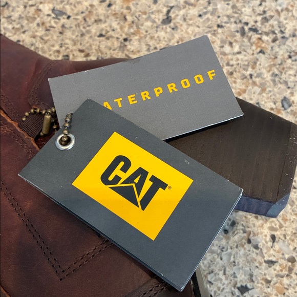 5.5 Women’s CAT Brown Boots - Picture 3 of 12